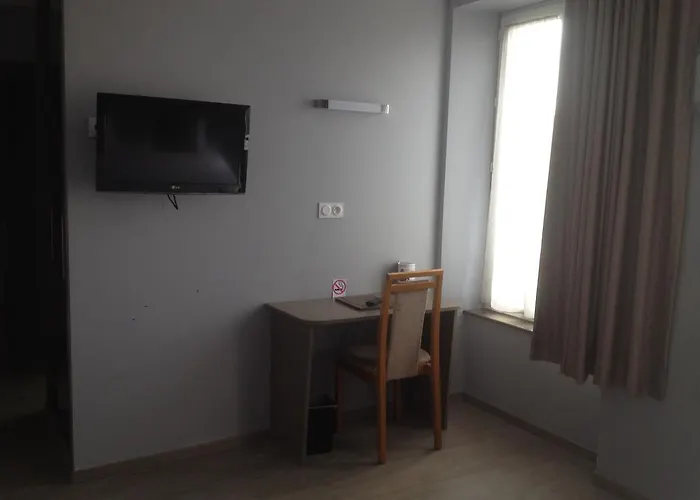 מלון Logis Restaurant De France איזיני-סור-מר