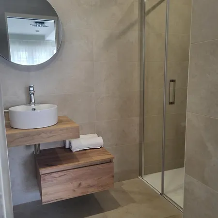 Hotel Logis Restaurant De France 2*