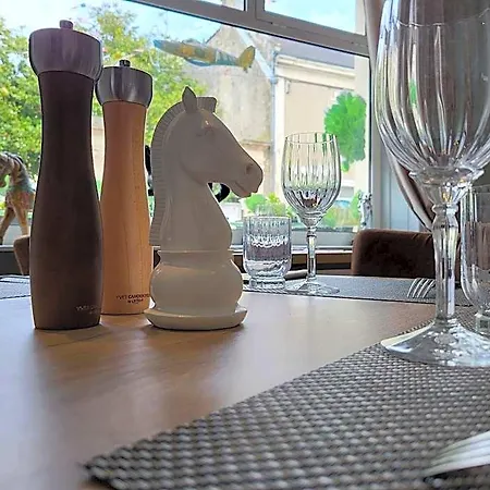 Logis Restaurant De France 酒店 滨海伊西尼