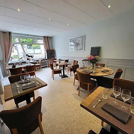 Logis Restaurant De France 酒店 滨海伊西尼