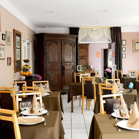 Logis Restaurant De France Hotel