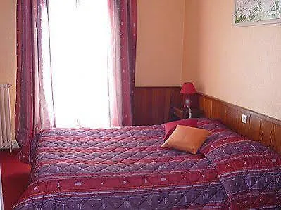 Logis Restaurant De France فندق