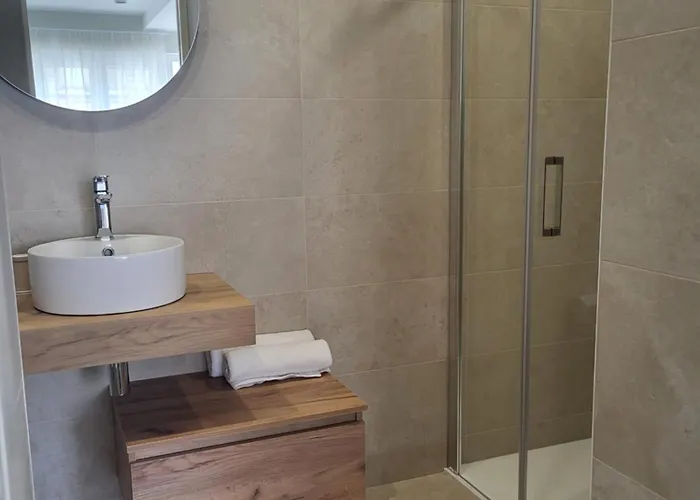 Hotel Logis Restaurant De France 2*